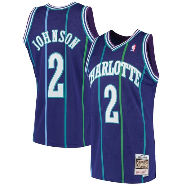 Magnifico Larry Johnson Charlotte Hornets 1994/95 Hardwood Classics Swingman Jersey Purple